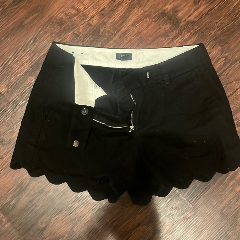 J Crew factory scallop short